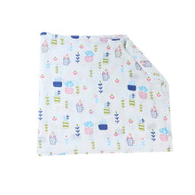 Load image into Gallery viewer, Organic Cotton Gauze Bath Towel Sleeping
