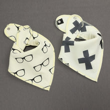 Load image into Gallery viewer, 2Pcs Baby Bibs Towel Newborn Bibs