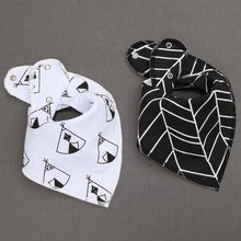 Load image into Gallery viewer, 2Pcs Baby Bibs Towel Newborn Bibs