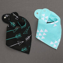 Load image into Gallery viewer, 2Pcs Baby Bibs Towel Newborn Bibs