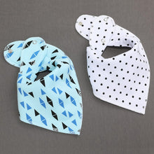 Load image into Gallery viewer, 2Pcs Baby Bibs Towel Newborn Bibs