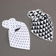 Load image into Gallery viewer, 2Pcs Baby Bibs Towel Newborn Bibs